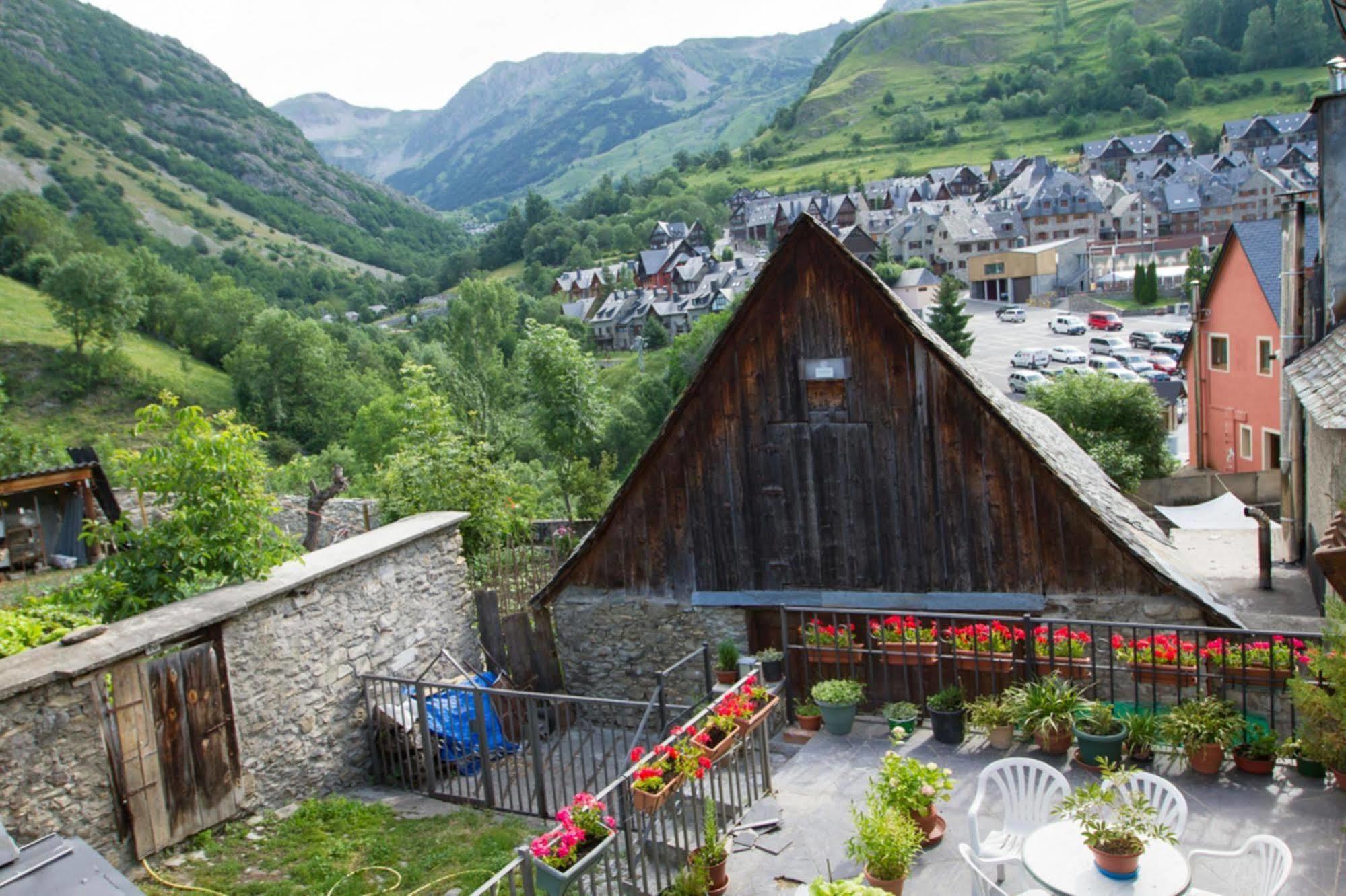 Hostal Aiguamog Salardu Bagian luar foto